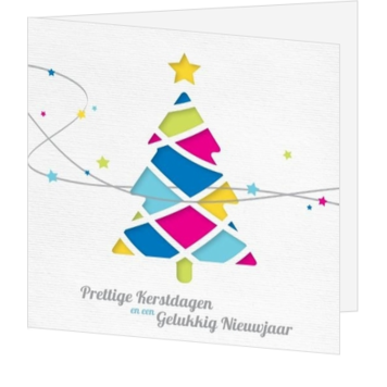 Kerstkaart met kleurrijke kerstboom en sterretjes