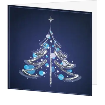 Kerstkaart met zilver-blauwe kerstboom op donkerblauw