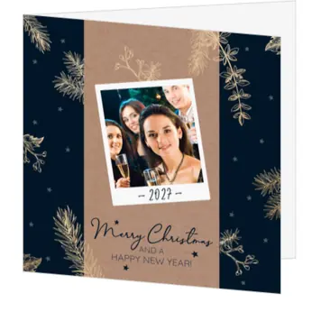 Kerstkaart met foto op kraft en gouden takjes