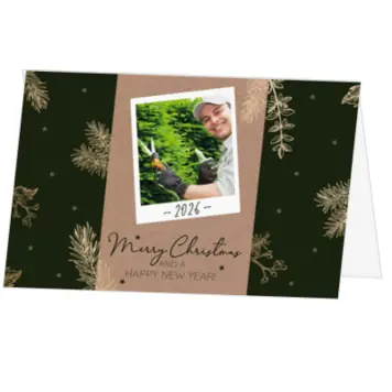 Kerstkaart met foto op kraft en gouden takjes