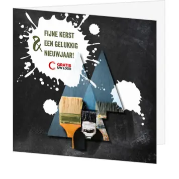 kerstkaart met geschilderde kerstboom op zwarte achtergrond