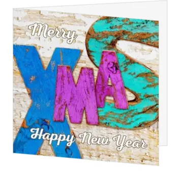 Kerstkaart met kleurrijke houten XMAS letters