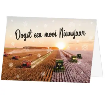 kerstkaart met landbouwveld en oogstmachines