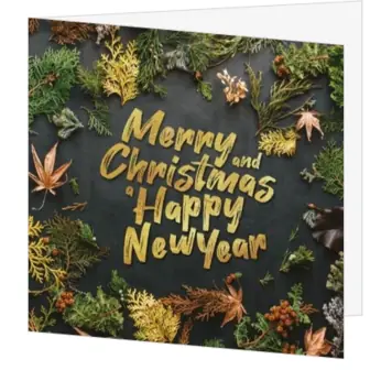 Kerstkaart met goudkleurige kerstgroenkrans op zwarte achtergrond