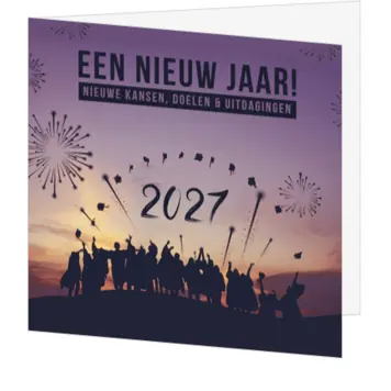 Kerstkaart nieuwjaar 2027 met silhouetten en vuurwerk