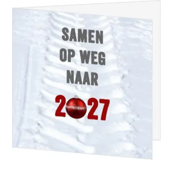 kerstkaart met wielspoor in sneeuw en 2027