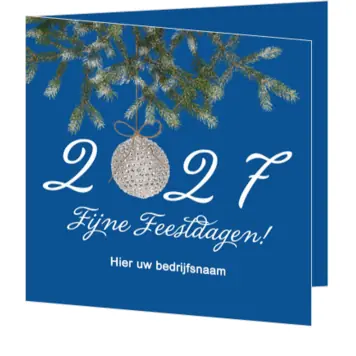 Kerstkaart met 2027 en zilveren kerstbal