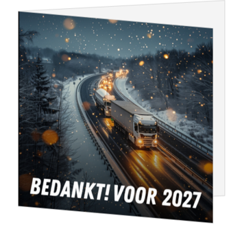 Kerstkaart met vrachtwagens op winterse snelweg
