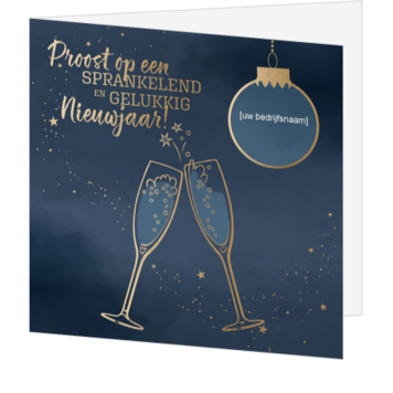 Kerstkaart met champagneglazen en gouden nieuwjaarswens