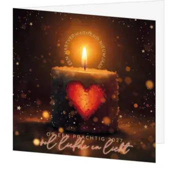 Kerstkaart met kaarslicht en warm hart