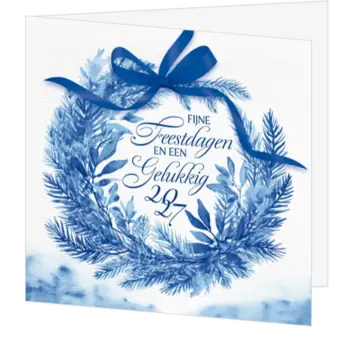 Kerstkaart met blauwe winterkrans