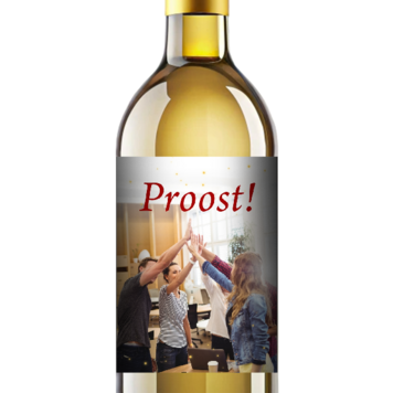 Kerstkaart met feestelijke proost en teamgevoel