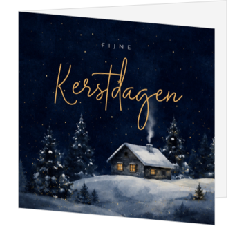 Stijlvolle kerstkaart met winterlandschap en gouden tekst