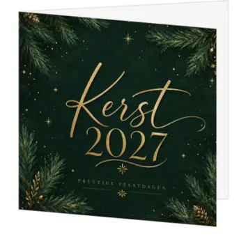Luxe kerstkaart met goudlook en dennentakken