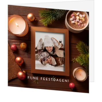 Warme kerstkaart met fotolijst en eigen foto